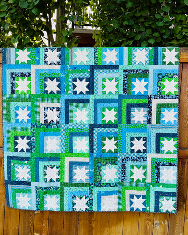 Log Cabin Stars Quilt Kit – Blue & Green